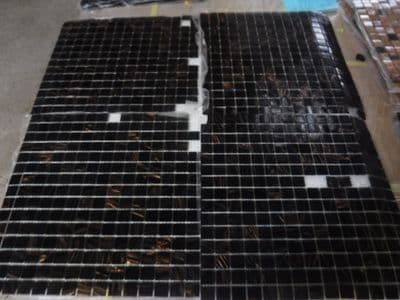 2m2 ( 18 tiles)  CLEARANCE/Damaged/Mixed batch G26 Glass Mosaic 327 x 327 x 4 mm