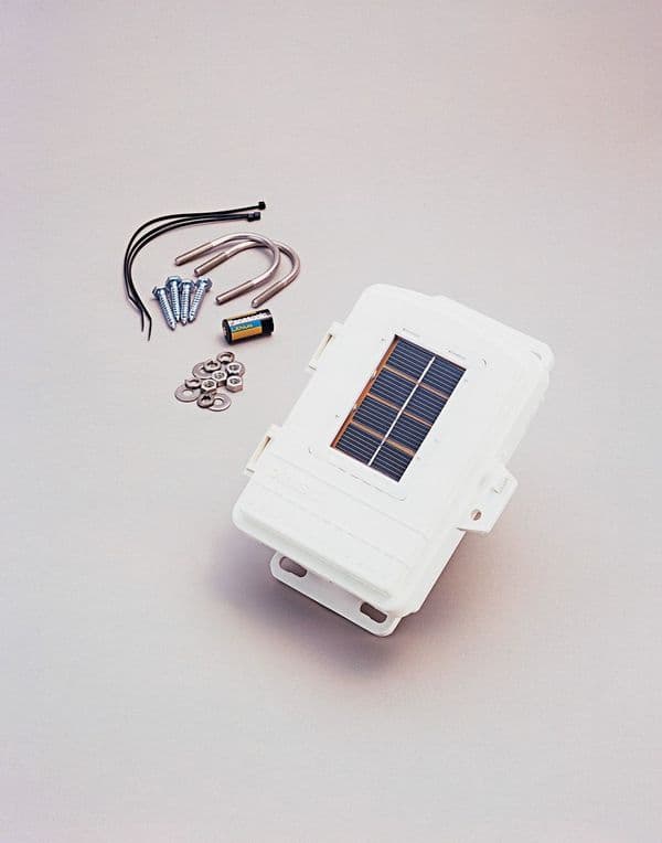 7654 Long-range Wireless Repeater for Vantage Pro2 or Vantage Vue with Solar Power
